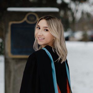 Meet your Posher, Amber